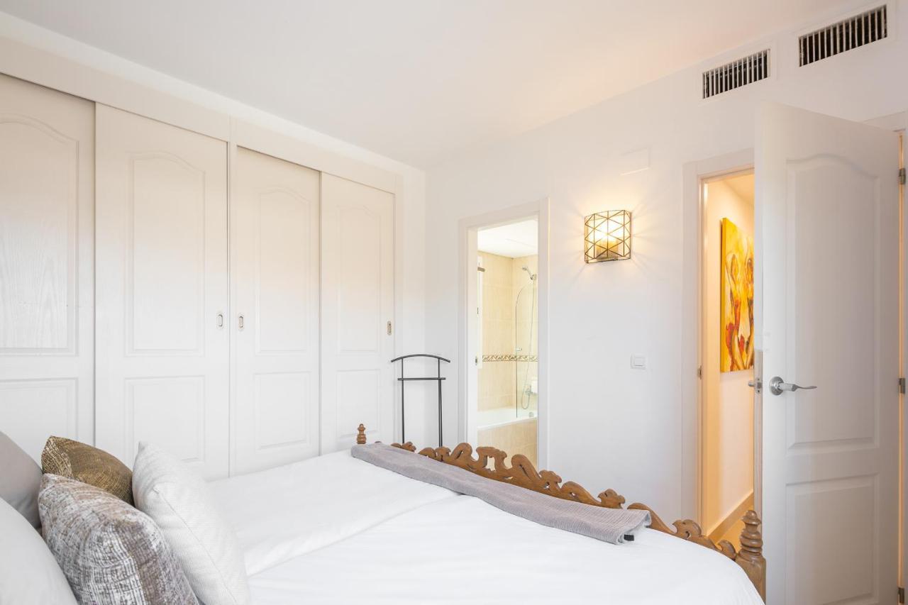 Apartamento RENTHAS Cumbres Del Golf Rincón de la Victoria Exterior foto